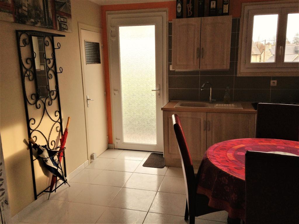 Maison au centre de Camazen Pludual Extérieur photo